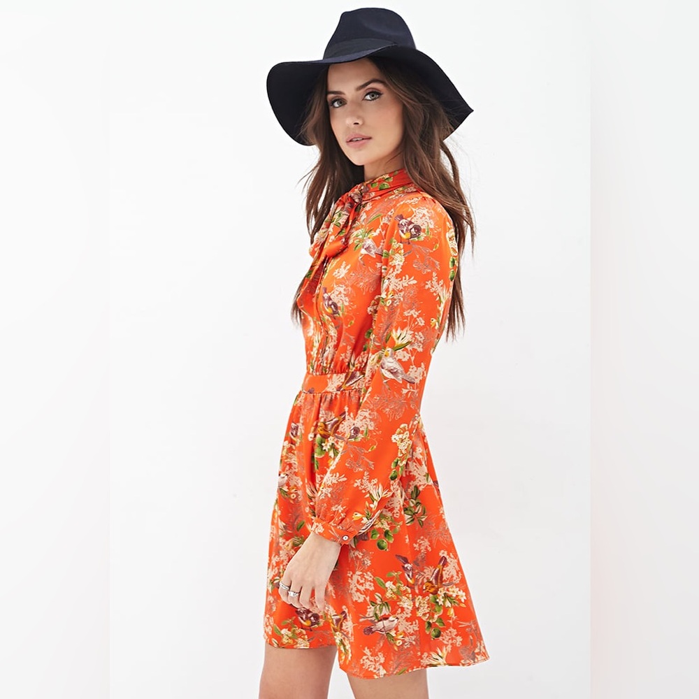 Retro Long-Sleeved Minidress w/ Necktie & Bird Print